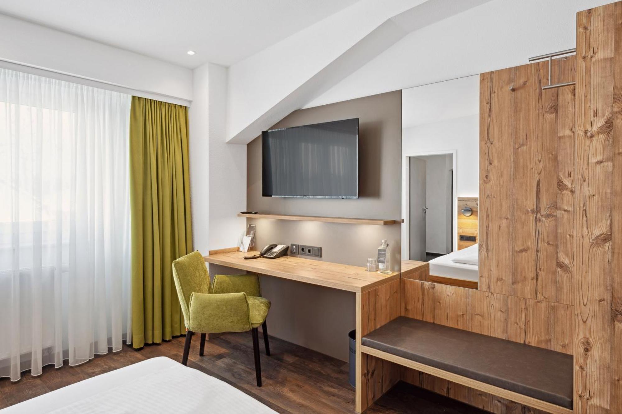 Hotel Zeppelin Laupheim Exteriér fotografie