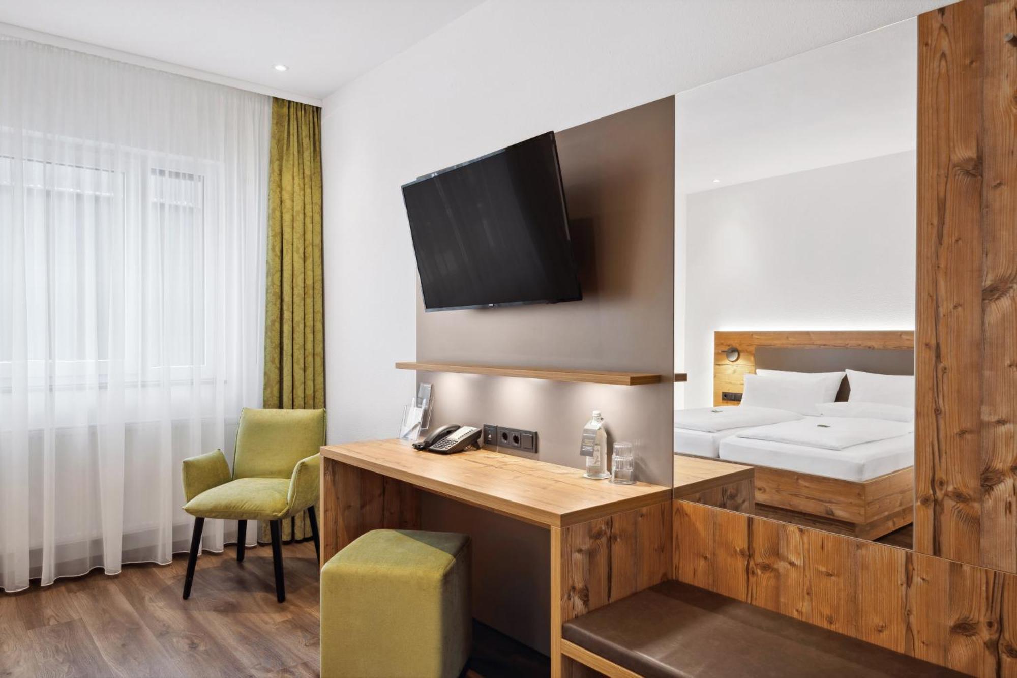 Hotel Zeppelin Laupheim Exteriér fotografie